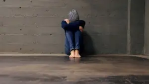 Viral Video Bullying Siswi SMP di Surabaya, Korban Dipukuli Tujuh Remaja Perempuan
