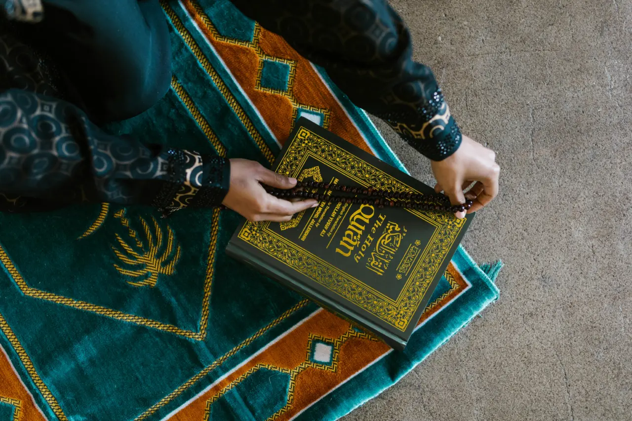 Bolehkah Puasa Qadha Ramadhan di Hari Jumat? Ini Penjelasan Ulama