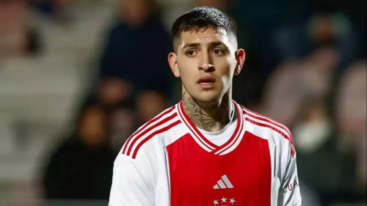 Bukan Persib Bandung Gaston Avila Resmi Kembali Perkuat Rosario Central