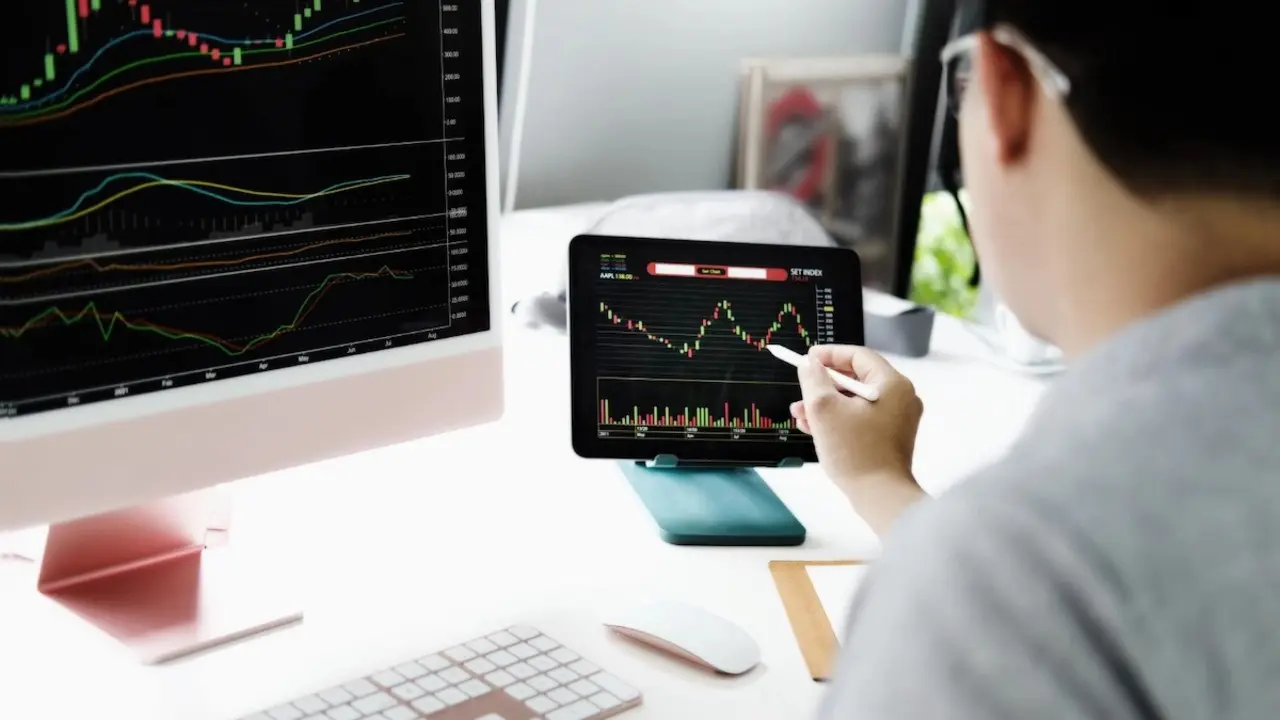 Free Float Saham