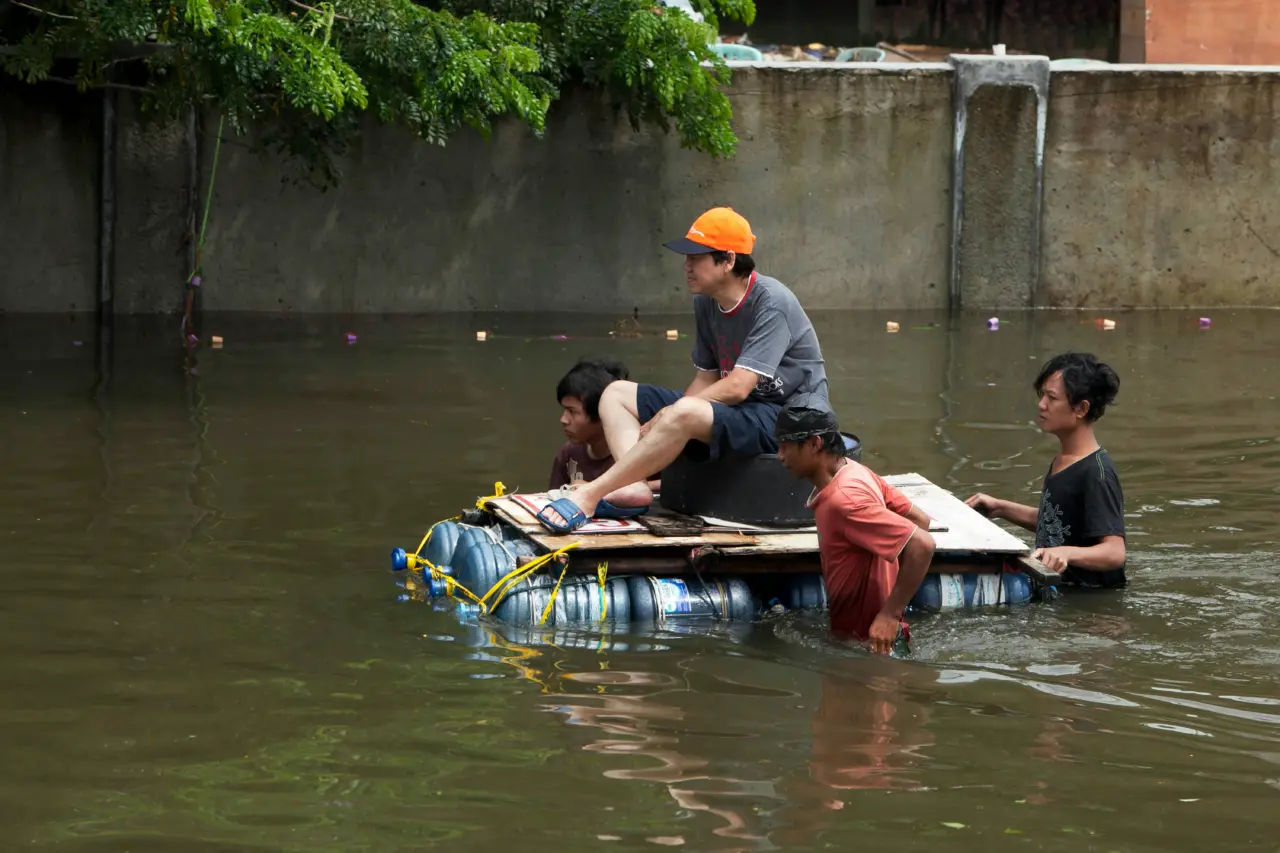 Hujan Deras Semalaman, Enam RT Jakarta Terendam Banjir Pagi Ini