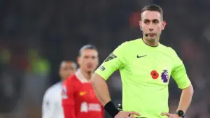 Eks Wasit Premier League David Coote Lolos dari Penjara: Vonis 9 Bulan dan Kerja Sosial 150 Jam