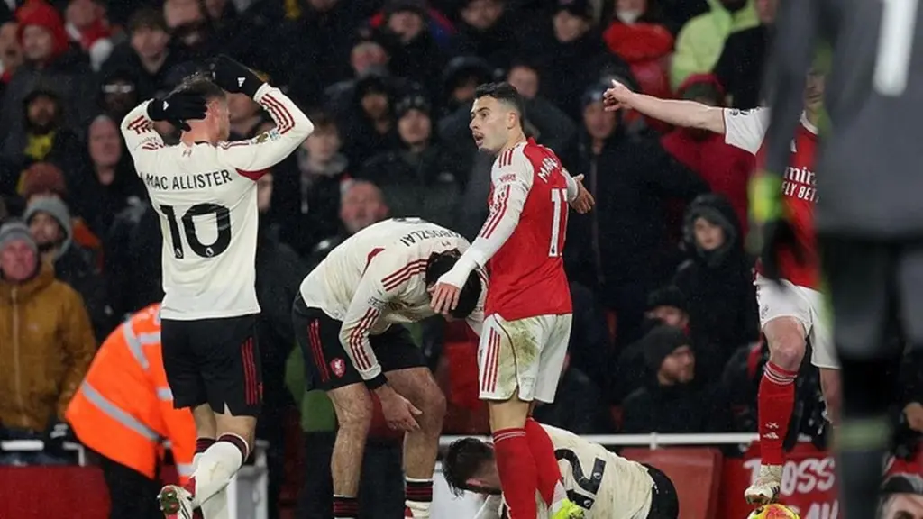 Liverpool Lagi Dilanda Krisis, Tapi Tidak Bakal Belanja Pemain. (getty Images/catherine Ivill Ama)