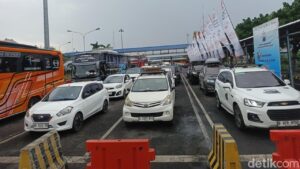 Arus Balik Tahun Baru 2026: Volume Kendaraan di Pelabuhan Gilimanuk Melonjak Signifikan