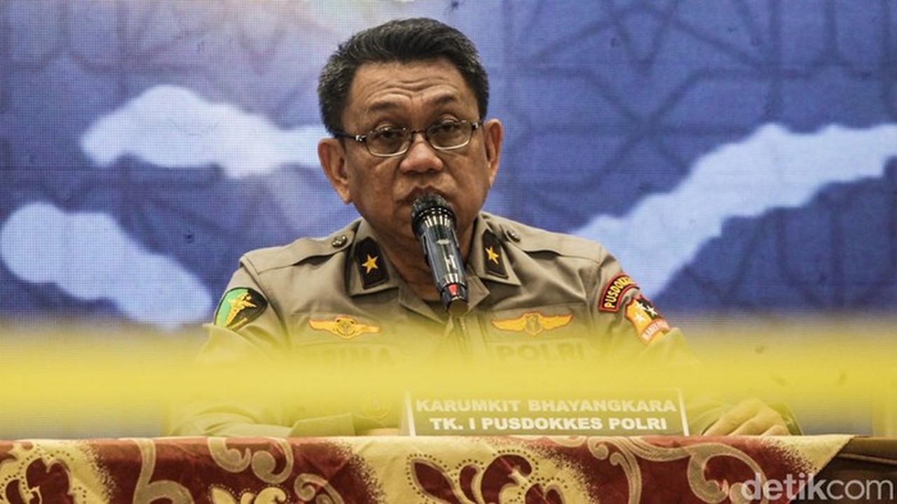 Foto: Karumkit Rs Bhayangkara Polri Kramatjati, Brigjen Prima Heru Yulihartono. (andhika Prasetia/detikcom)