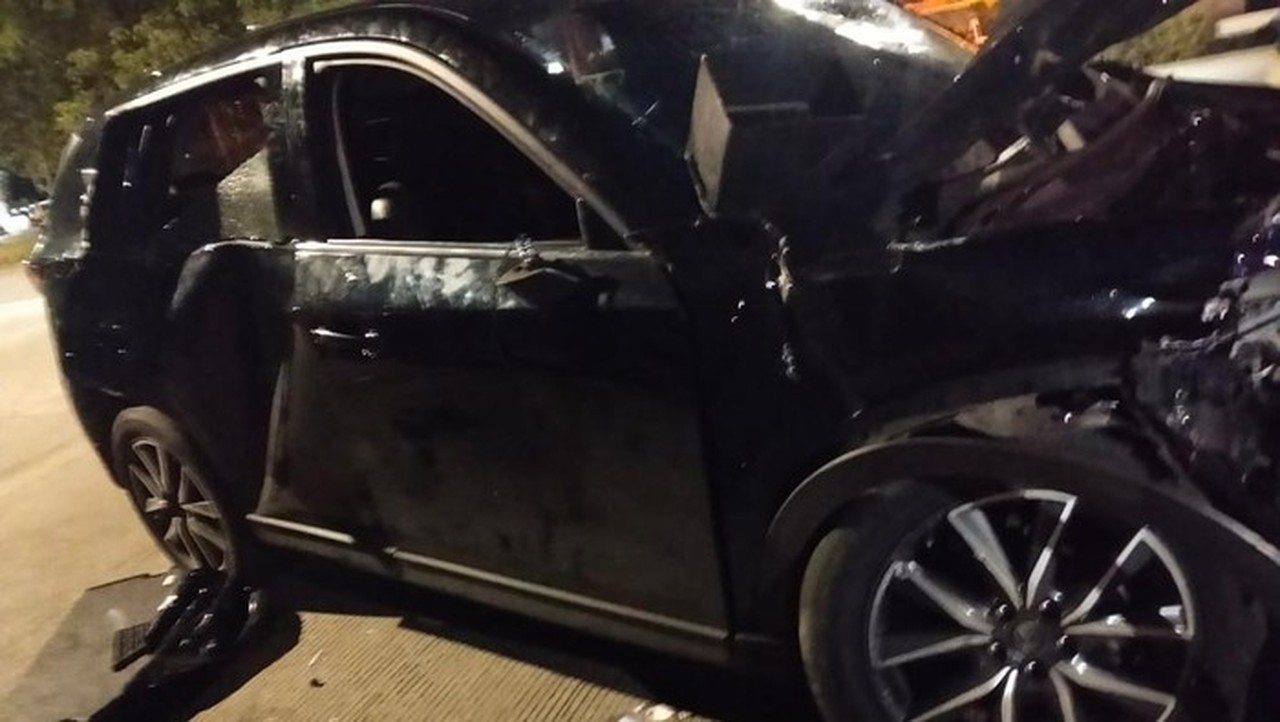 Mazda Terserempet Kereta (dok. Istimewa)
