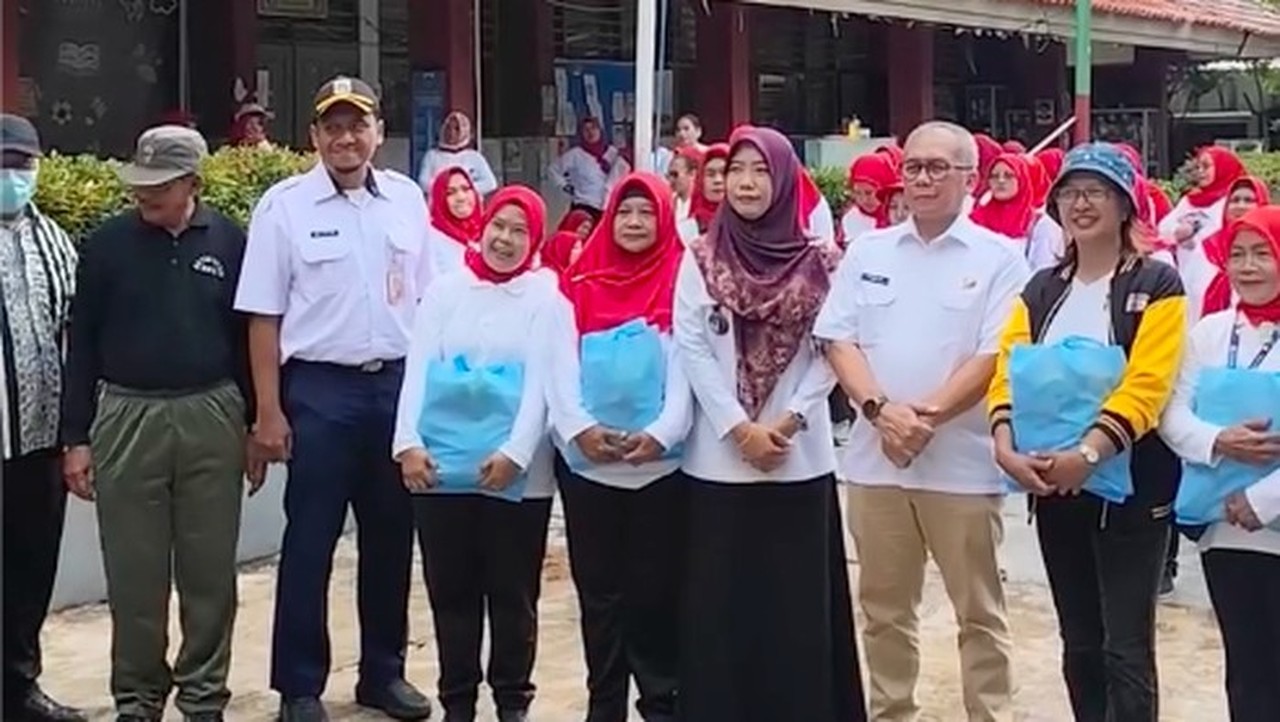 Foto: Bnn Bersama Pemerintah Daerah Memberi Pelatihan Wirausaha Dan Vokasional Kepada Warga Berlan, Jakarta Timur (jaktim) Agar Wilayah Tersebut Bebas Narkoba. (dok Bnn)