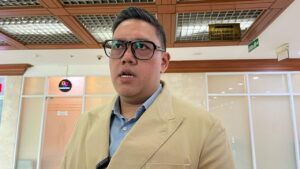 Komisi I DPR Desak Kemlu Siapkan Skenario Evakuasi Darurat WNI di Venezuela
