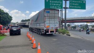 Menhub: Pembatasan Truk Sumbu 3 Efektif Saat Nataru, Lebaran Akan Lebih Ketat