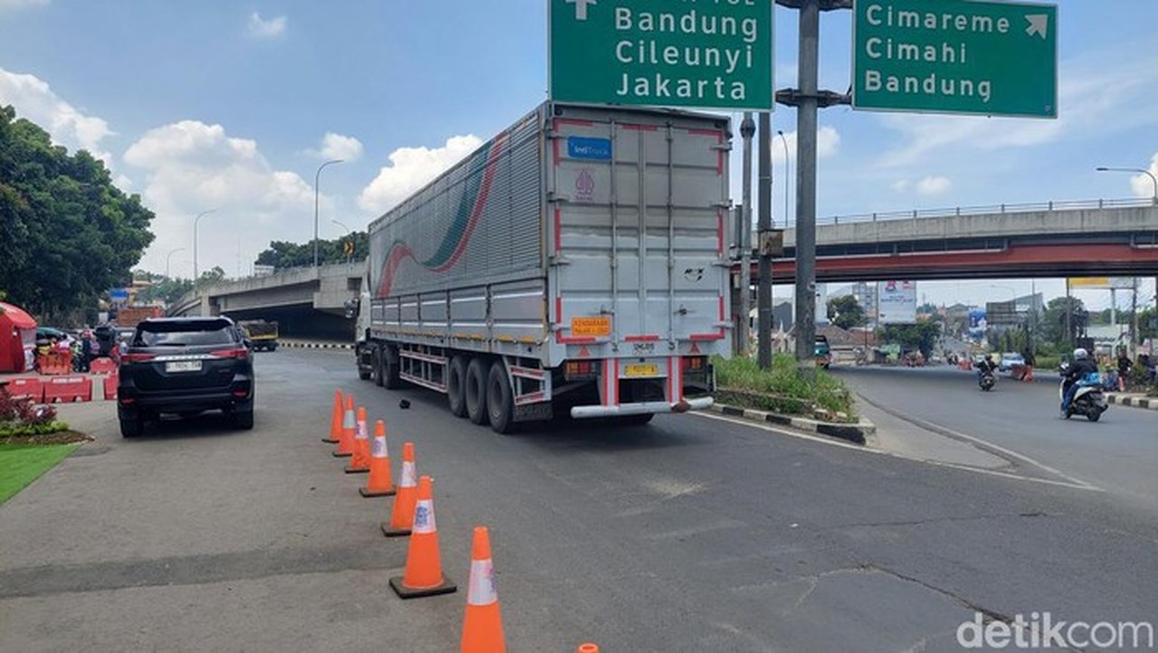 Ilustrasi Truk Sumbu 3. (foto: Whisnu Pradana)