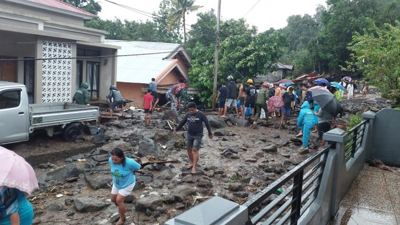 Foto: Banjir Bandang Di Sitaro. (dok. Istimewa)