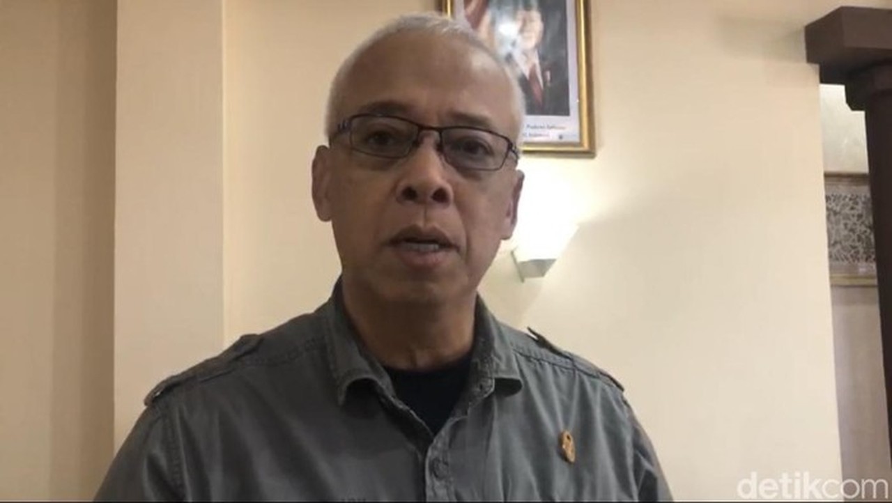 Foto: Ketua Harian Komisi Kepolisian Nasional (kompolnas) Ri, Irjen Pol (purn) Arief Wicaksono Sudiutomo. (m. Afdal Afrianto/detiksumut)