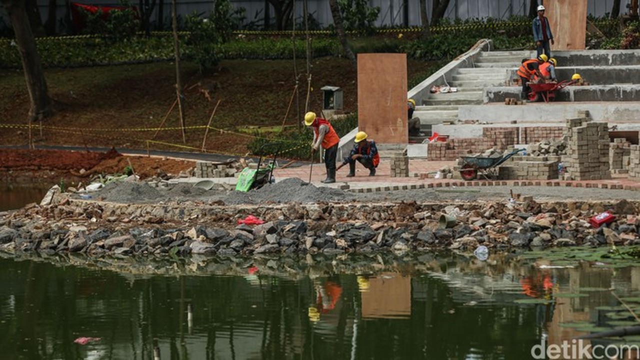 Pembangunan Taman Bendera Pusaka (foto: Rifkianto Nugroho/detikfoto)