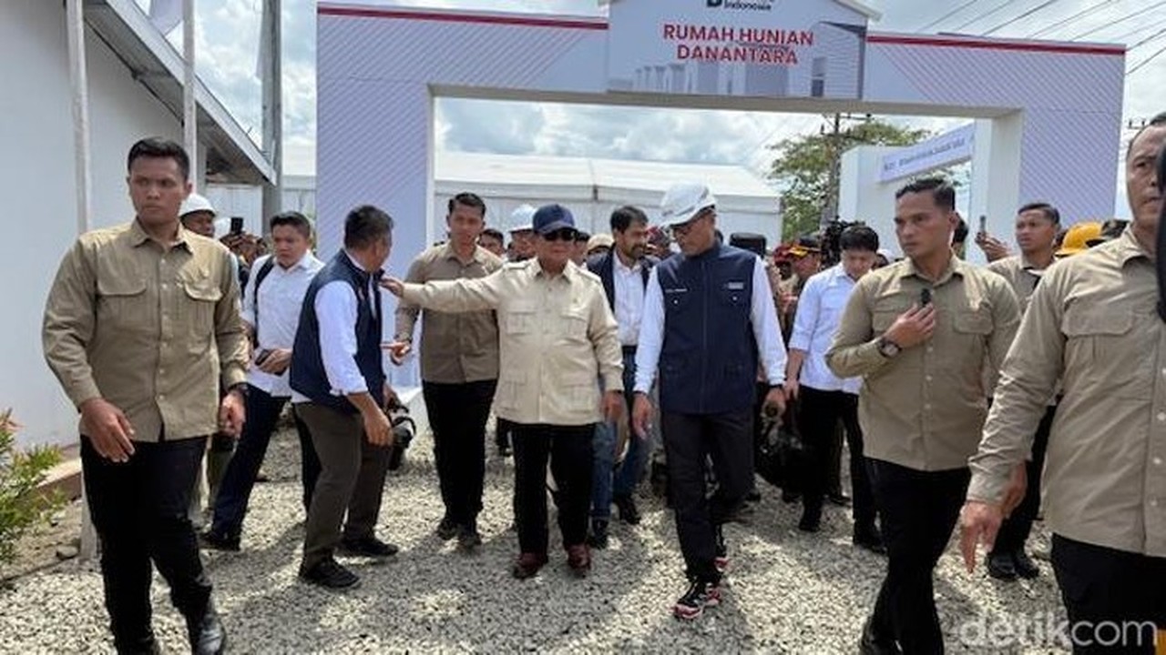 Prabowo Kunjungi Hunian Danantara Di Aceh Tamiang (foto: Eva Safitri/detikcom)
