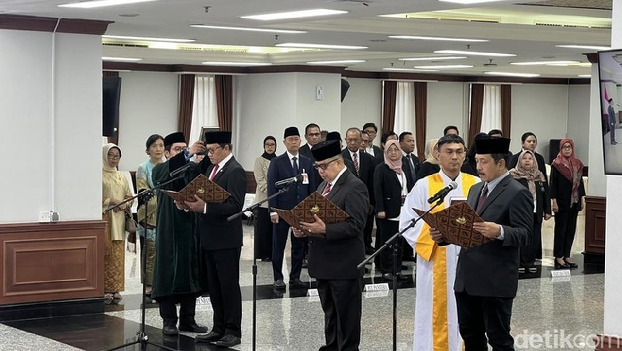 Anggota Mkmk (foto: Adhfar/detikcom)