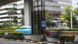 Tiang Monorel di Jl Rasuna Said Dibongkar Mulai Pekan Depan, Rampung September 2026