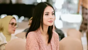 Profil Aurelie Moeremans, Aktris yang Berani Buka Kisah Hidup di Broken Strings