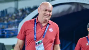 Spekulasi Transfer Barba Menguat, Bojan Hodak Tegaskan Persib Tak Lepas Sang Pemain