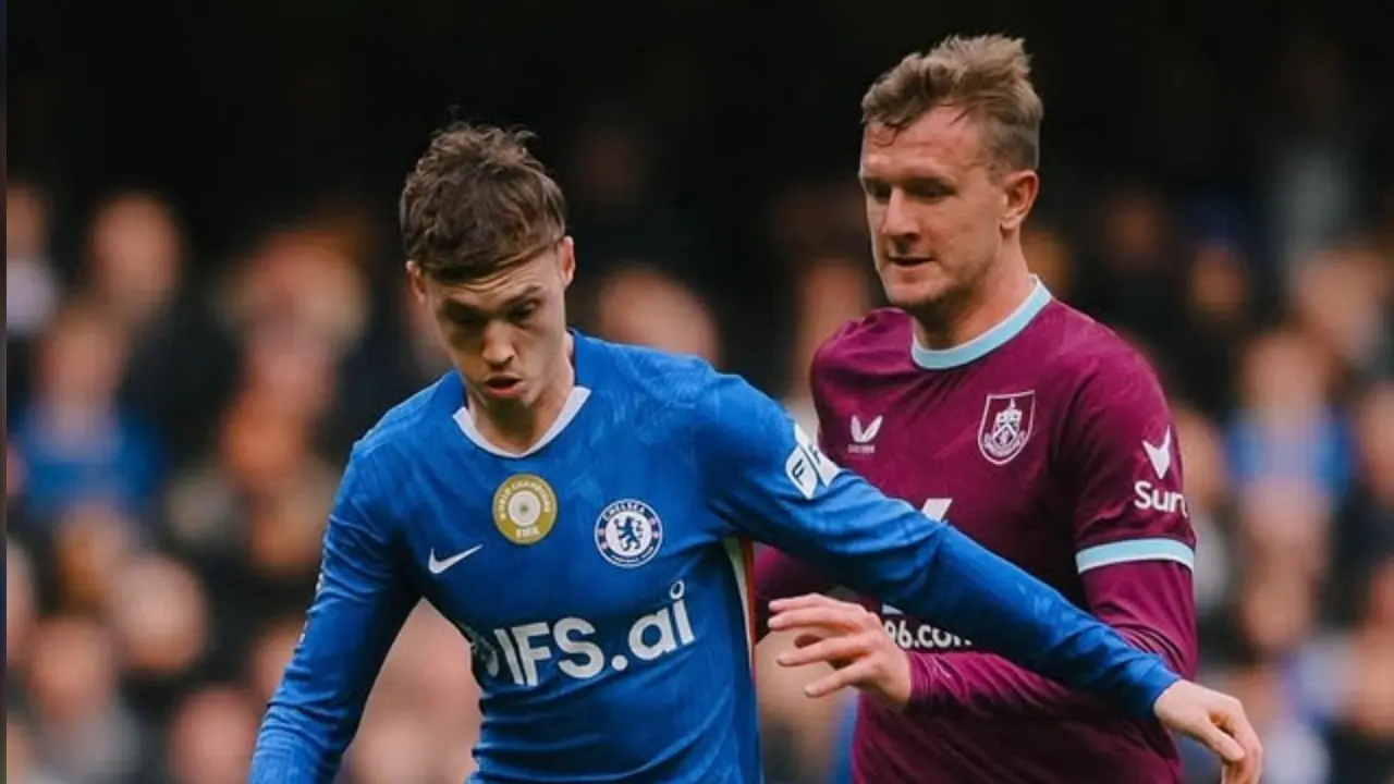 10 Pemain Chelsea Ditahan Imbang Burnley 1 1 Usai Kartu Merah Fofana