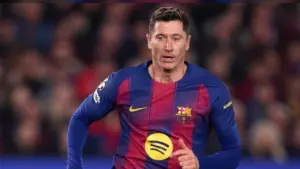 Barcelona Pertimbangkan Perpanjang Kontrak Lewandowski dengan Penurunan Gaji