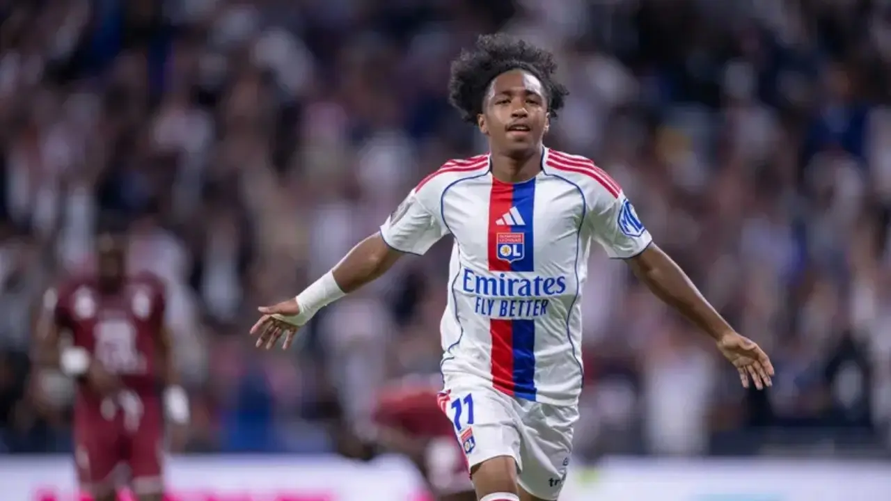 Barcelona Siapkan Dana 60 Juta Euro Untuk Merekrut Malick Fofana Dari Lyon