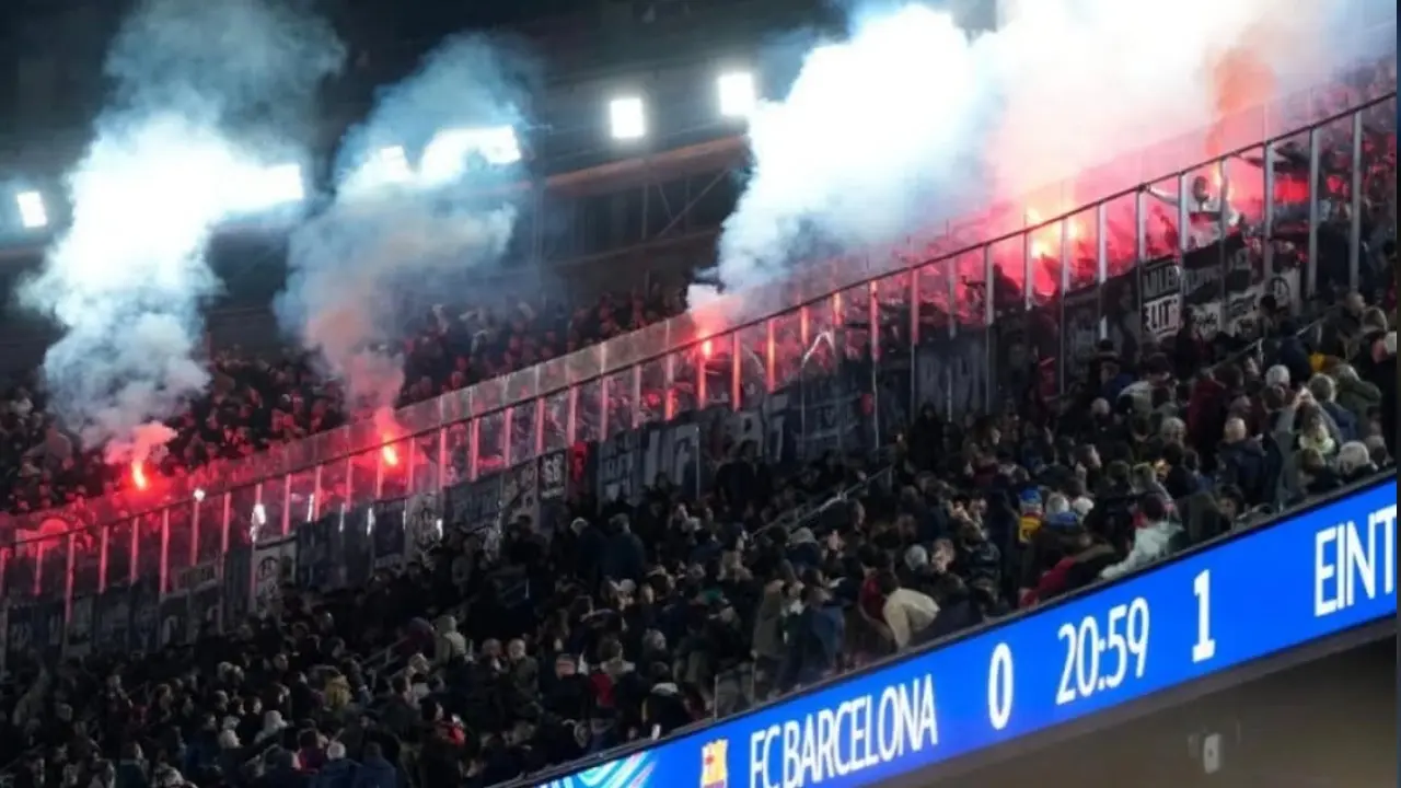 Barcelona Terima Sanksi Dari Uefa Terkait Insiden Suporter Frankfurt