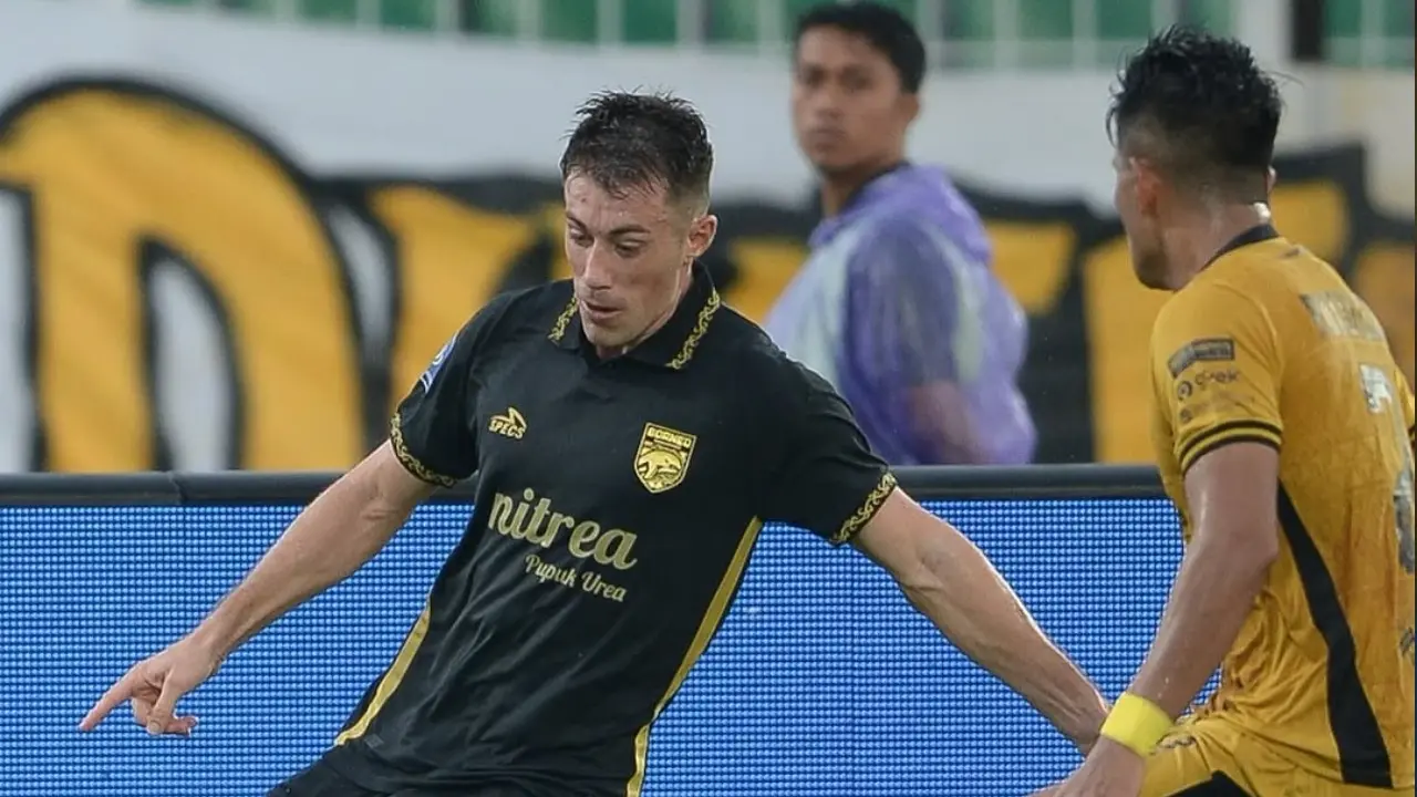 Borneo Kalahkan Bhayangkara Fc 2 1 Berkat Penampilan Apik Ikhsan Zikrak