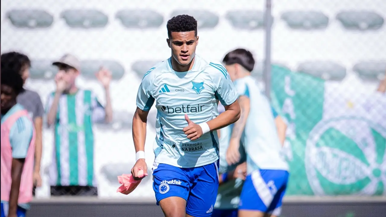 Borussia Dortmund Resmi Amankan Talenta Muda Brasil Kaua Prates dari Cruzeiro