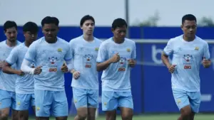 Dedi Kusnandar dan Dion Markx Gabung Latihan Persib, Kurzawa Ikut Sesi Pemulihan