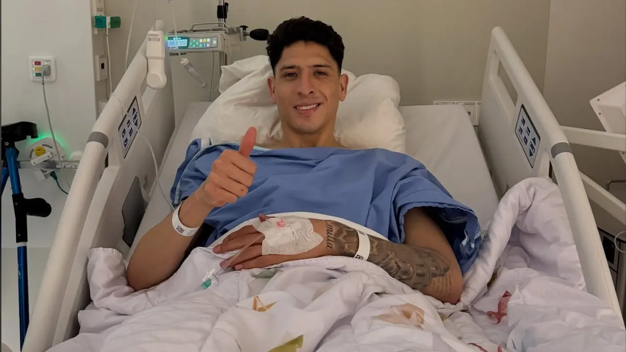 Edson Alvarez Jalani Operasi Ankle Di Belanda Diprediksi Absen 4 8 Pekan Untuk Kembali Ke Performa Terbaik