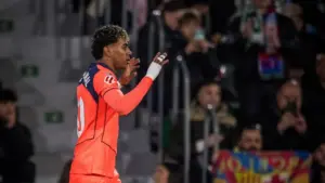 Hansi Flick Puji Lamine Yamal, Kini Rajin Bantu Pertahanan Barcelona