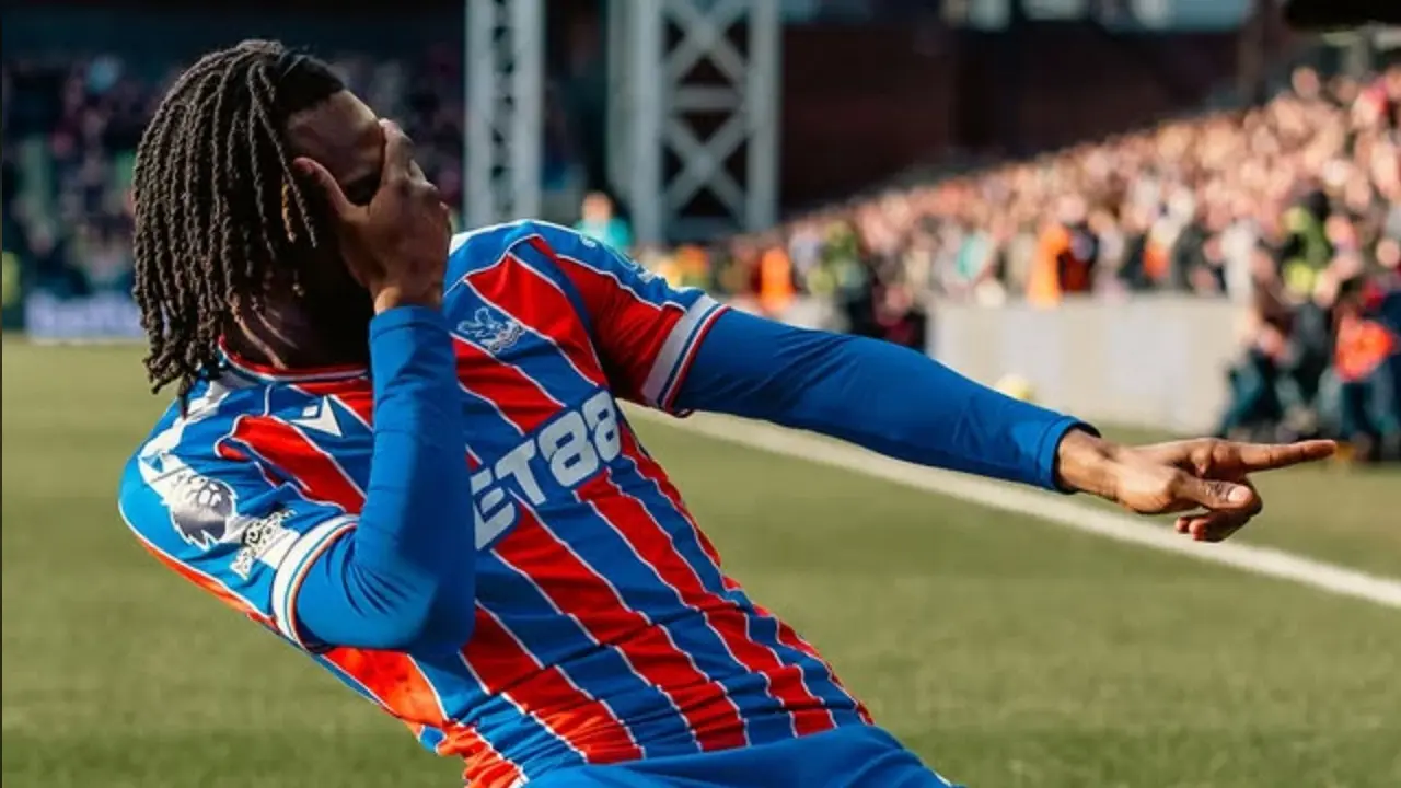 Hasil Crystal Palace Vs Wolves 1 0 Gol Telat Evann Guessand Hukum Tim Tamu