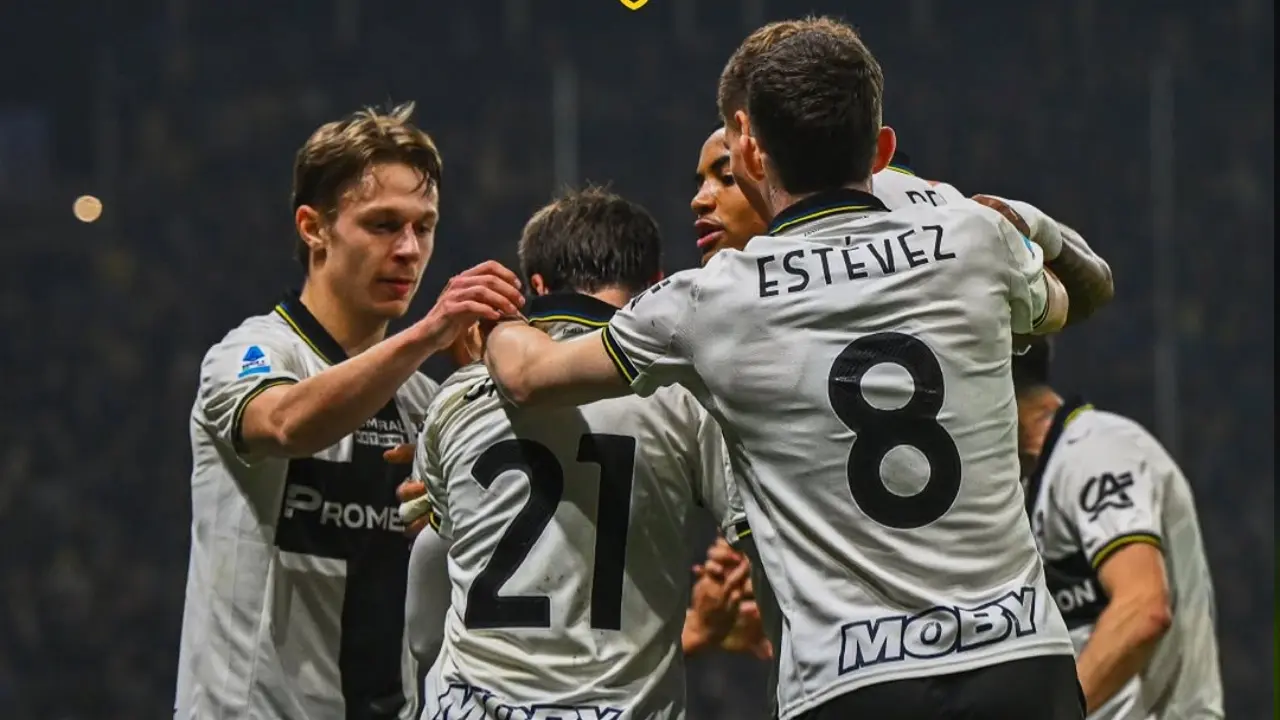 Hasil Parma Vs Cagliari 1 1 Gol Mohamed Florunsho Dibalas Gaetano Oristanio Laga Berakhir Imbang