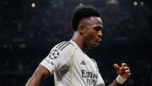 Hasil Real Madrid vs Benfica 2-1: Gol Vinicius Pastikan Los Blancos Lolos Meyakinkan