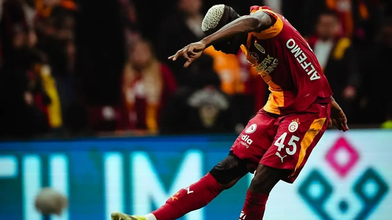 Hasil Sementara Juventus Vs Galatasaray 3 1 Gol Victor Osimhen Turunkan Asa Nyonya Tua