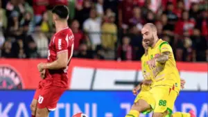 Klasemen Terbaru Liga 1: Persebaya Terpeleset di Jepara, Arema FC Tertahan di Papan Tengah