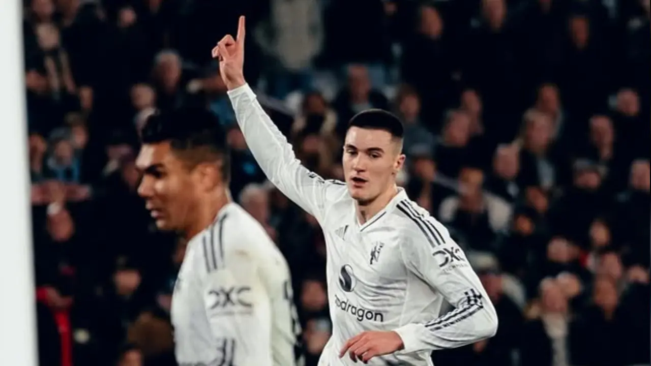 Klasemen Terbaru Liga Inggris Usai Manchester United Ditahan Imbang West Ham 1 1