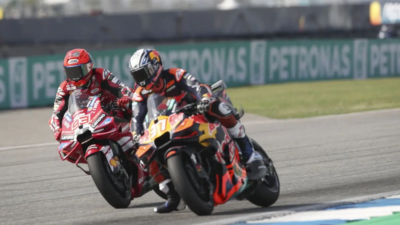 Kontroversi Sprint Race Motogp Thailand 2026 Pedro Acosta Nilai Aksi Marc Marquez Wajar
