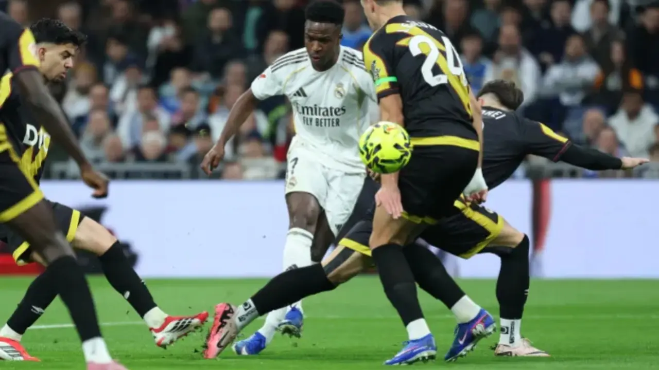 Menang Tipis 2 1 Real Madrid Amankan Tiga Poin Saat Menjamu Rayo Vallecano Di Liga Spanyol