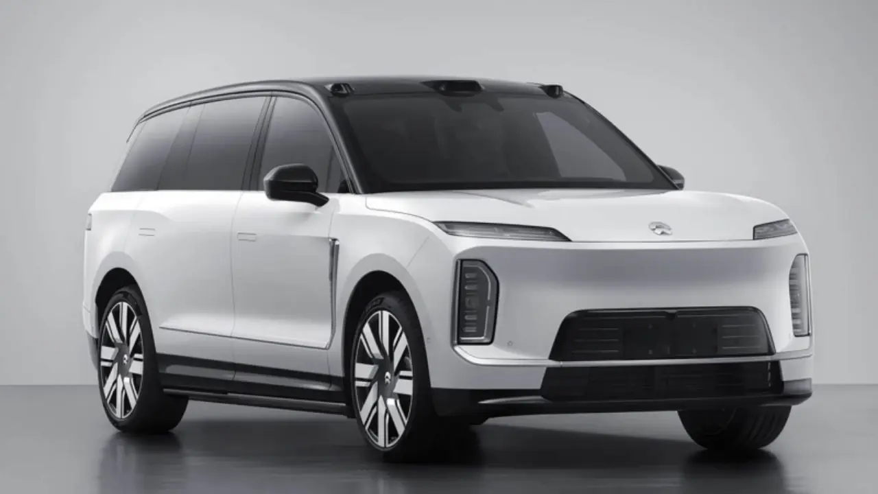 Panjang 5 3 Meter Tenaga 697 Hp Nio Es9 Jadi Suv Listrik Terbesar Di China