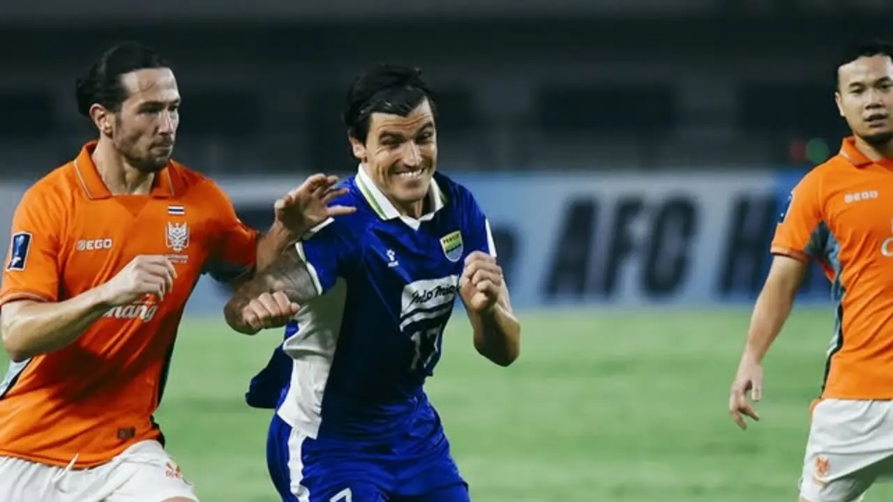 Pelatih Ratchaburi Fc Sesalkan Aksi Suporter Persib Bandung Sepak Bola Itu Untuk Dinikmati