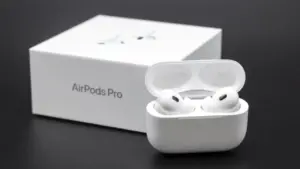 Perbandingan AirPods Pro 3 vs AirPods Pro 2, Mana Lebih Worth It Dibeli?