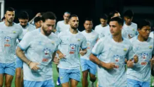 Persib Bandung Puncaki Klasemen, Bojan Hodak Ingatkan Ketatnya Persaingan Liga Indonesia