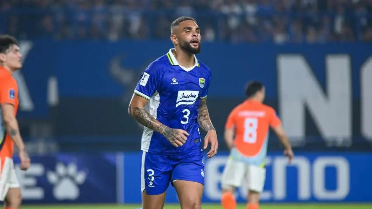 Persib Bandung Vs Madura United Layvin Kurzawa Berpeluang Jadi Starter Untuk Perkuat Lini Pertahanan Maung Bandung