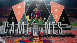 Raphinha Terancam Absen di Semifinal Copa del Rey Kontra Atletico Madrid Akibat Cedera