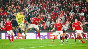 Real Madrid dan Benfica Terima Sanksi UEFA Akibat Keterlambatan Kickoff