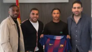 Resmi Berseragam Barcelona, Ajay Tavares Foto Perdana Usai Teken Kontrak