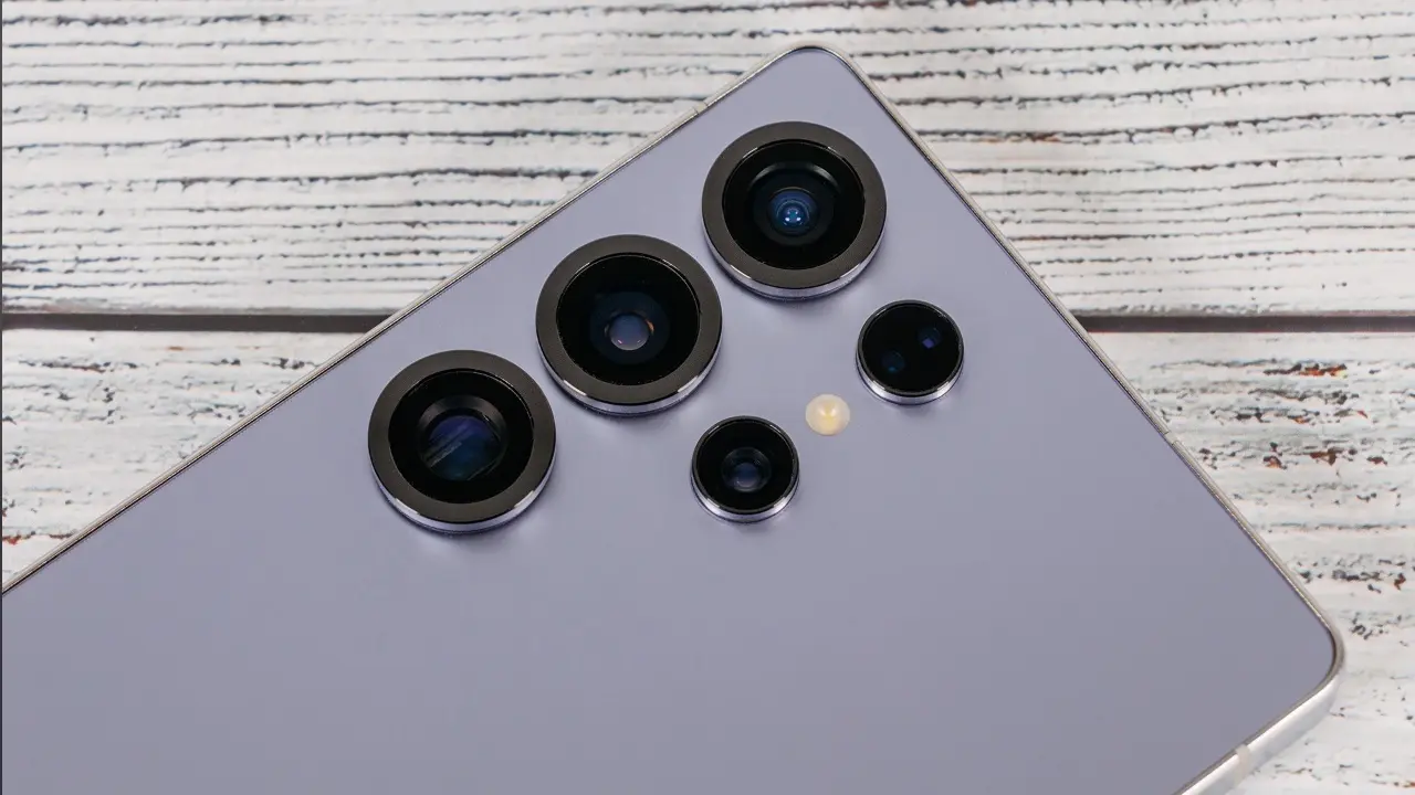 Samsung Galaxy S27 Dikabarkan Kembali Hadirkan Fitur Kamera Aperture Variabel