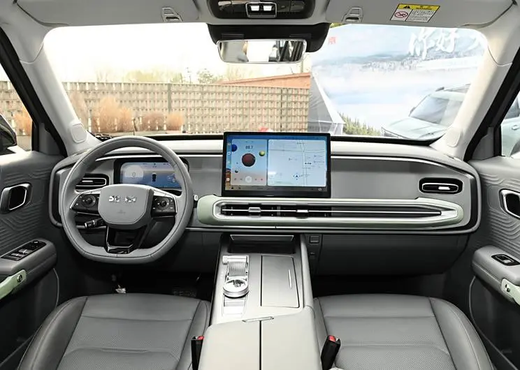 Spesifikasi Desain Interior Baic Bj30 Di Indonesia