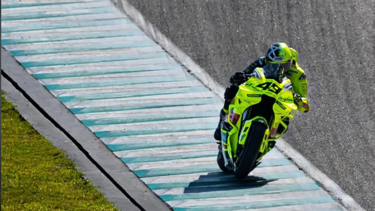 Vr46 Racing Team Tolak Ducati Motor Gp25 Milik Marc Marquez Pilih Pertahankan Gp24 Di Motogp 2026